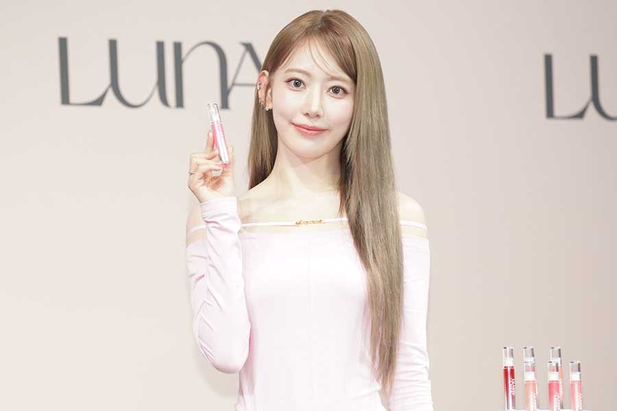 LUNA「グラッシーレイヤーティント」新商品発表会の画像