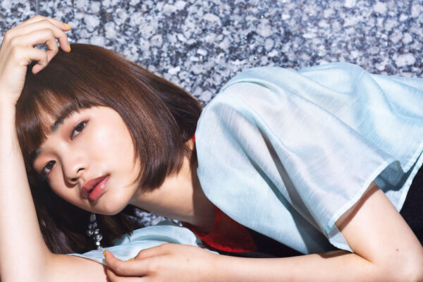 見上愛のプロフィール写真（経歴紹介・出演歴まとめ記事のメインビジュアル）